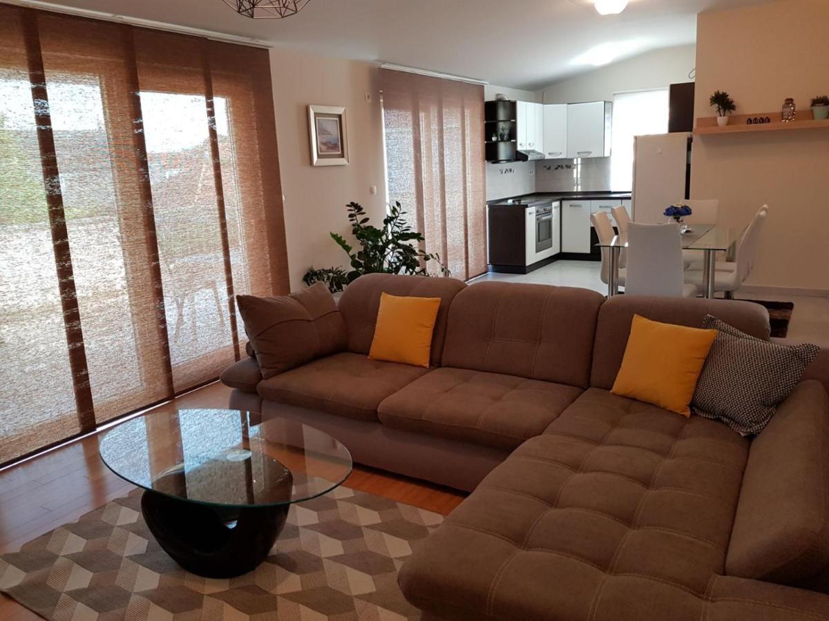 Appartement Apartman Marino à Kaštela Extérieur photo